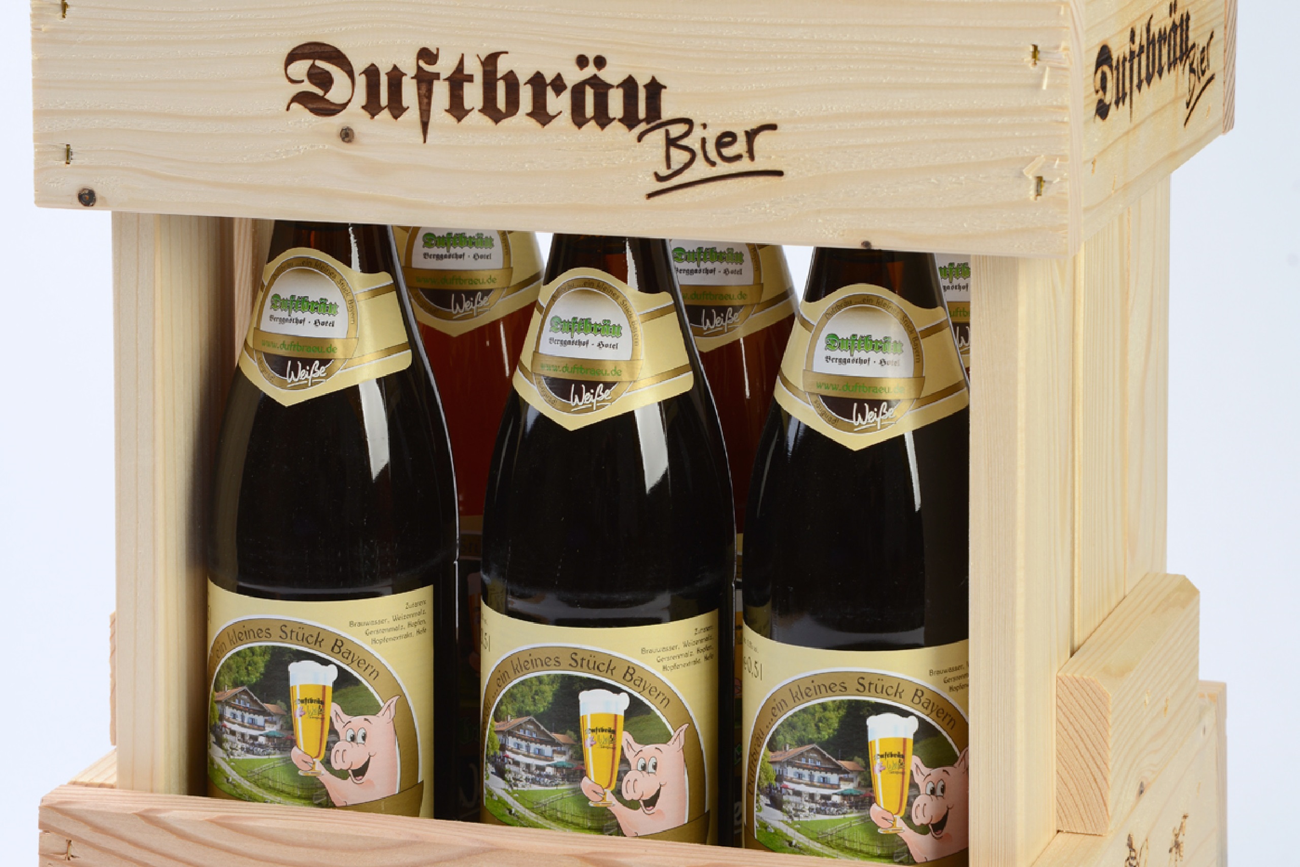 Selbstgebrautes Bier auf der Alm Samerberg