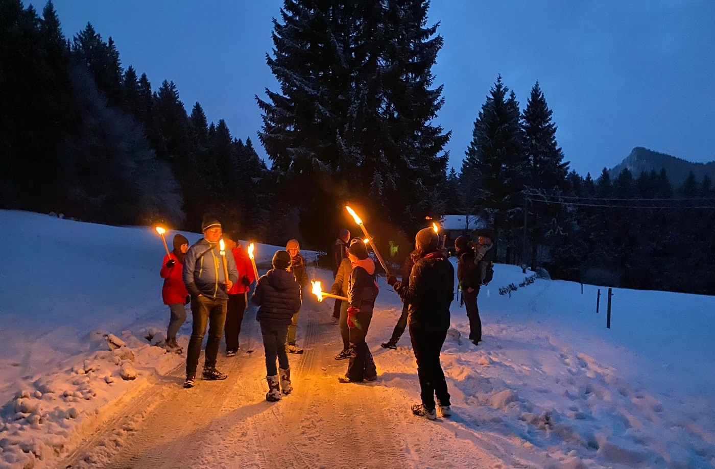 Samerberg Winterwanderung Fakeln